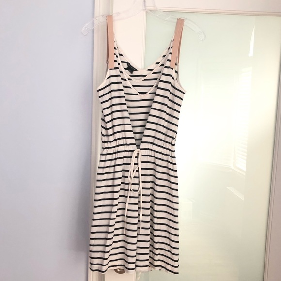 Club Monaco Dresses & Skirts - Club Monaco black and white striped cotton dress